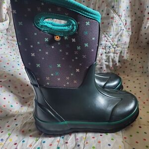 Bogs Kids Classic Plus Boots Size 13.